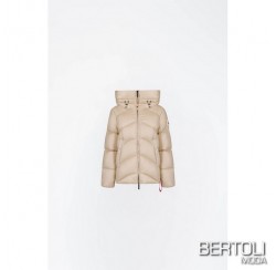 AFTER LABEL Donna Piumino Helsinkin